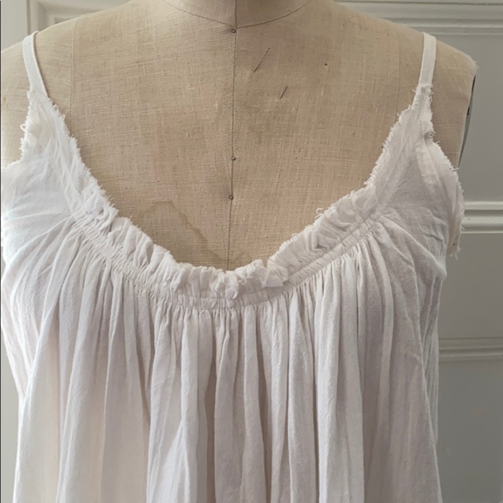 White crinkle casual dress knee length